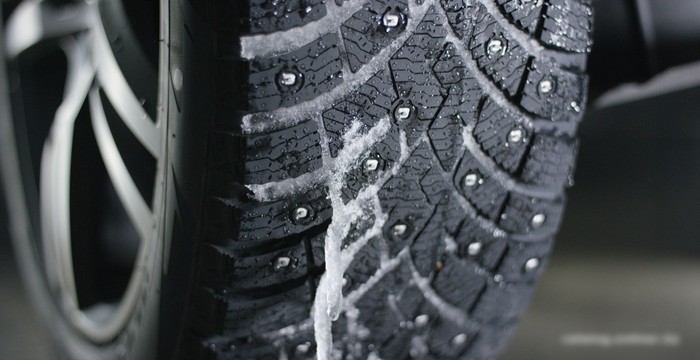Зимние шины Pirelli Scorpion Ice Zero 2 275/50R20 113T (run-flat)
