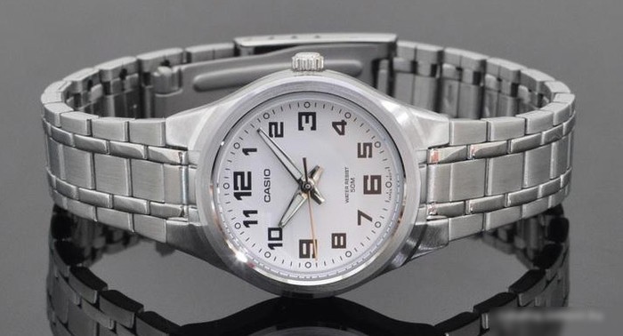 Наручные часы Casio LTP-1310D-7B