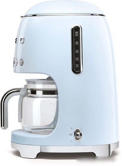 Капельная кофеварка Smeg DCF02PBEU