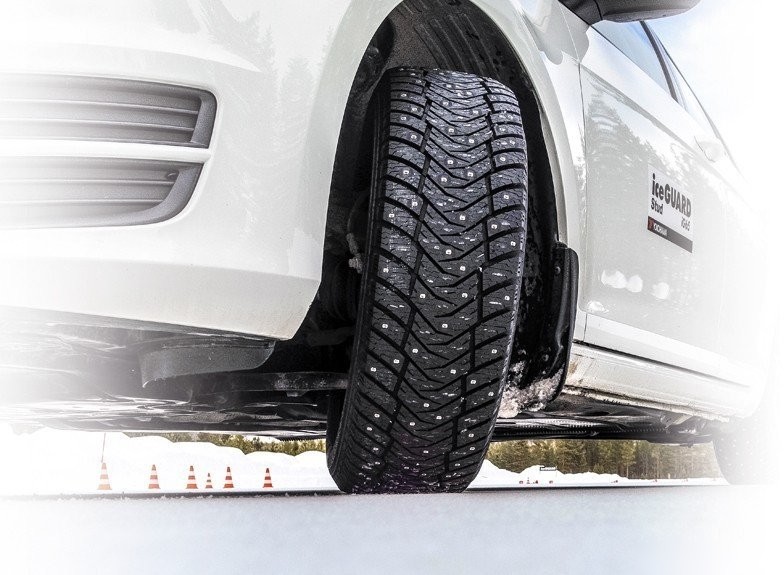 Зимние шины Yokohama IceGuard Stud iG65 275/45R20 110T (шипы)