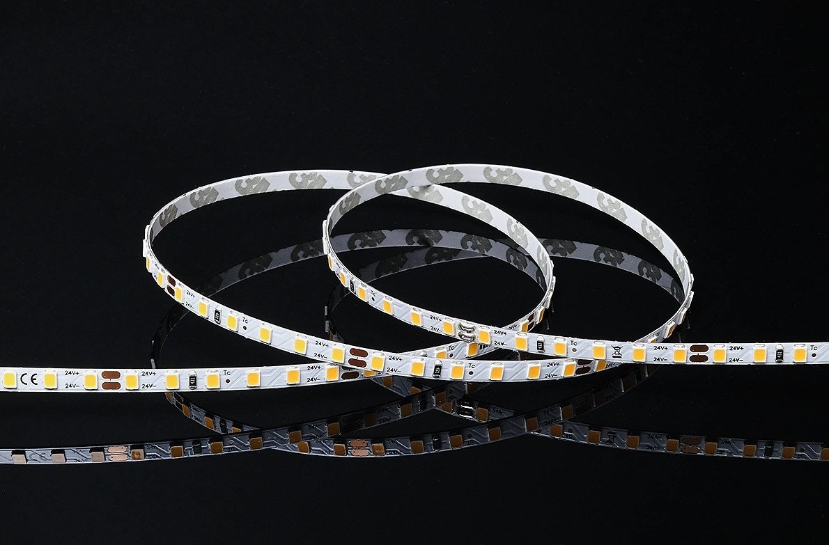 Светодиодная лента Byled BLS2835-120-24-9.6-WW-LUX-5mm