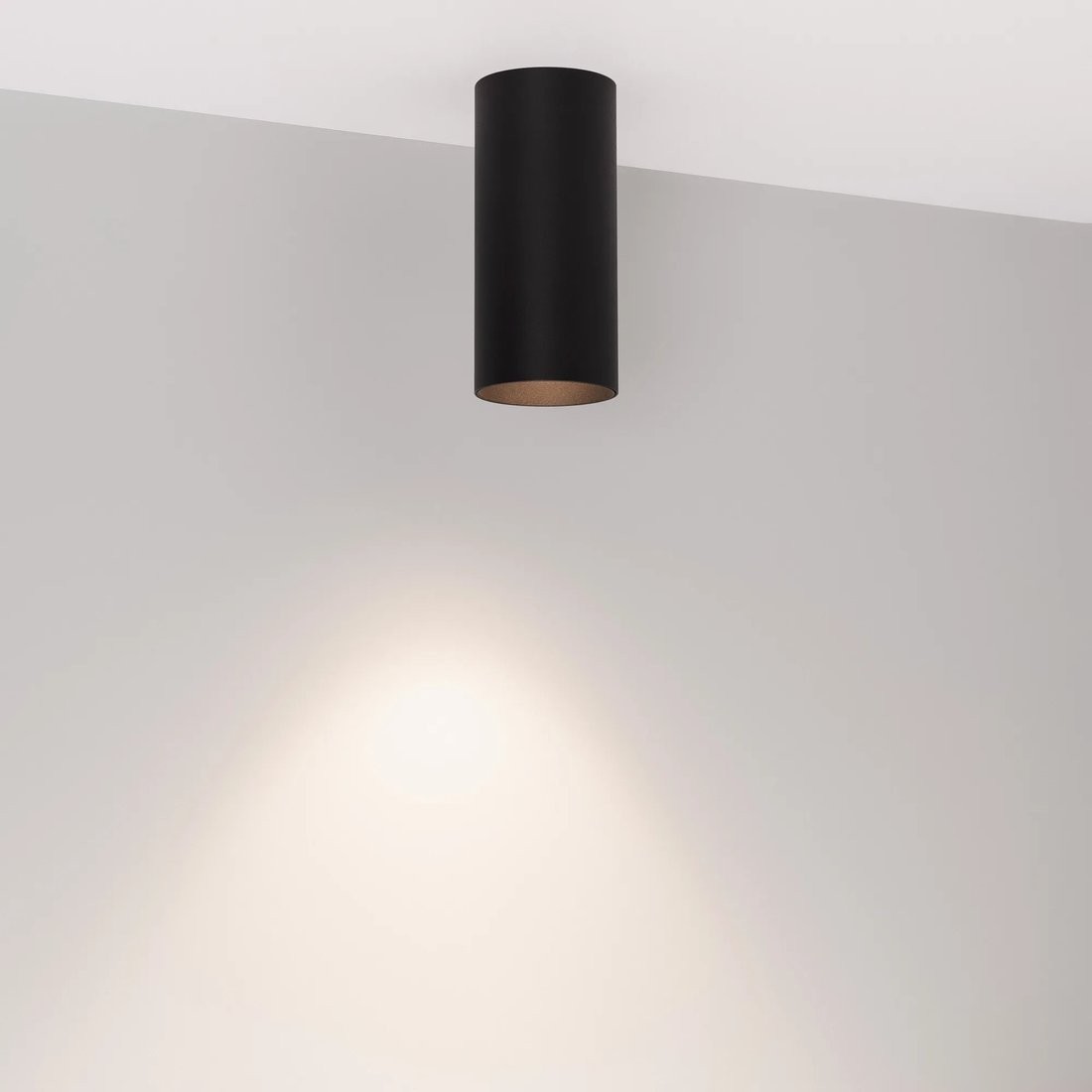 Точечный светильник Arlight SP-GABI-SURFACE-R50-9W Day4000 BK 60deg 052336
