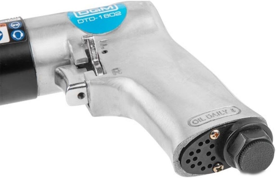 Безударная дрель DGM DTD-1802
