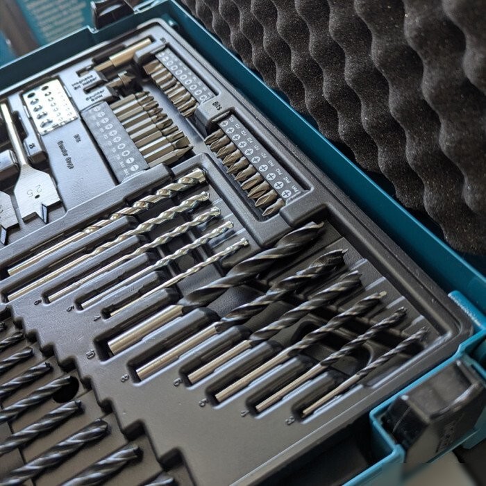 Набор бит и сверл Makita E-24913