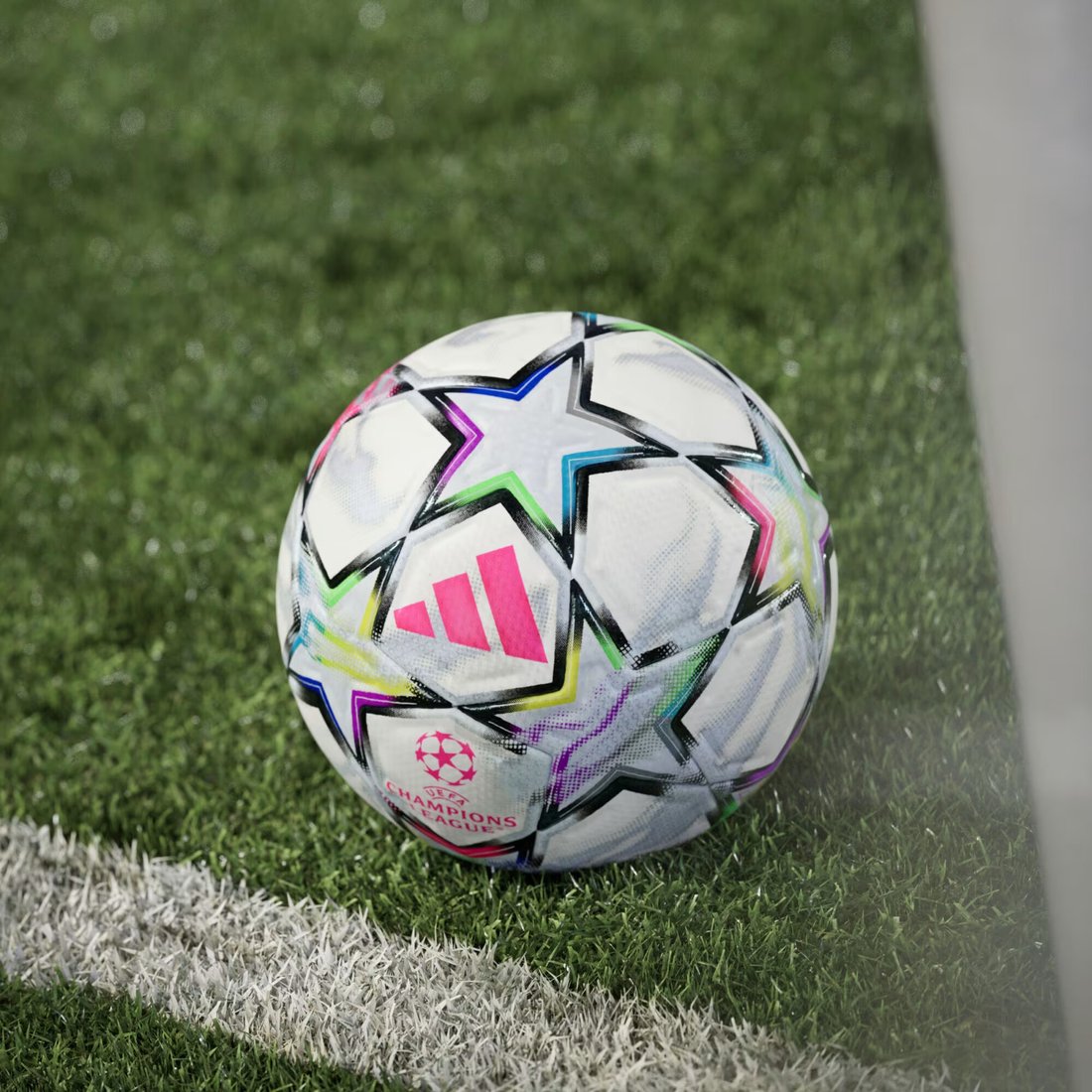 Футбольный мяч Adidas UEFA Champions League 26/27 Pro Ball (размер 5)