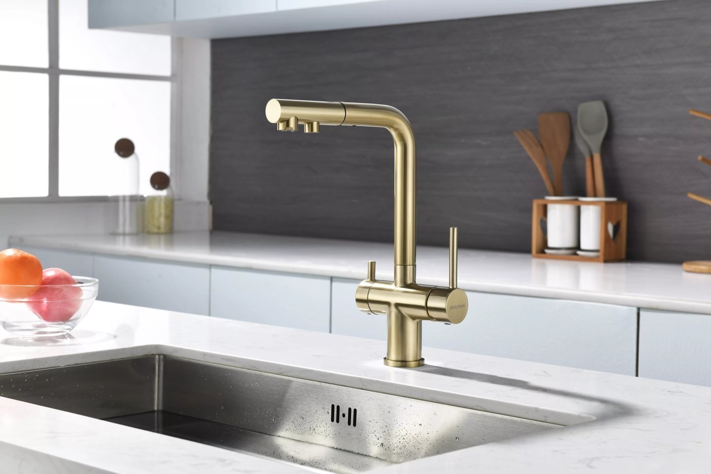Смеситель Paulmark Serpentine Se213222-LG (светлое золото)