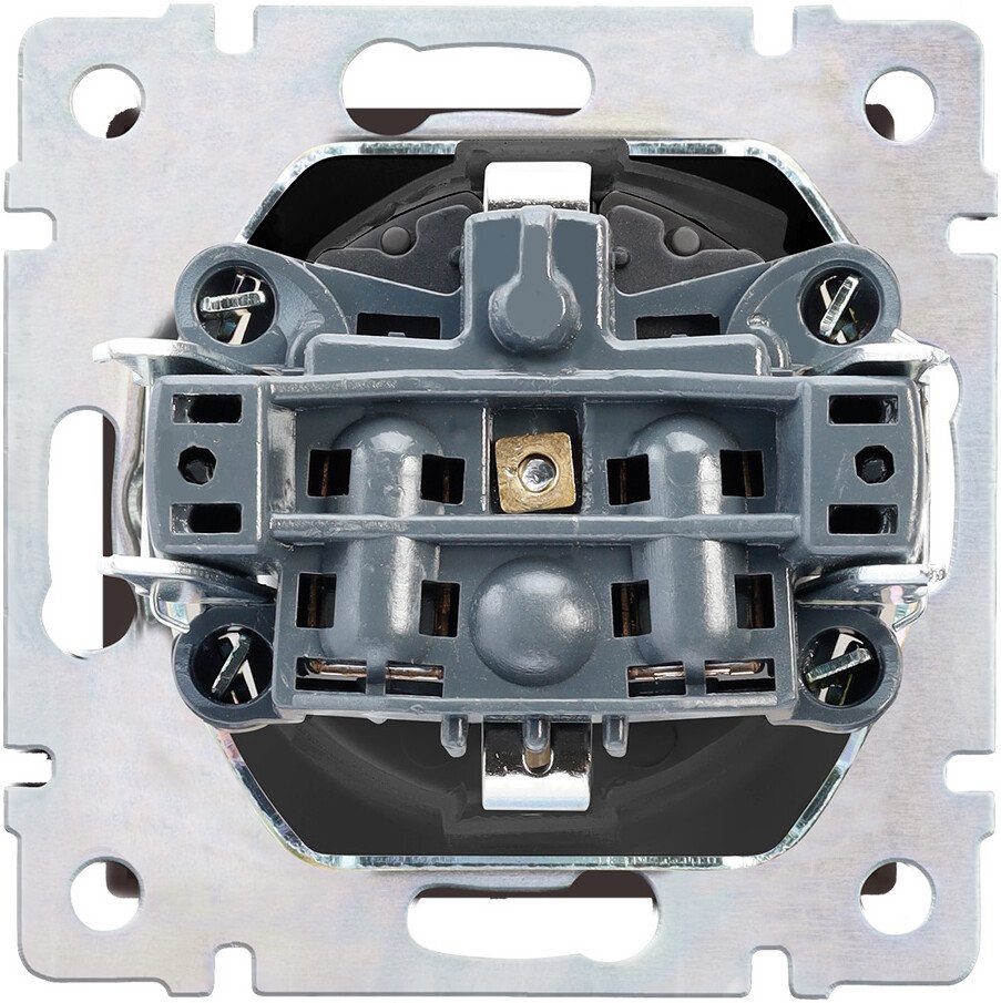 Розетка SmartBuy Нептун SBE-05gn-16-S1-Z