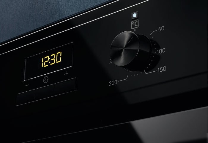 Электрический духовой шкаф Electrolux SurroundCook FLEX 600 EOF3H50BK