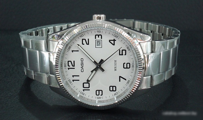 Наручные часы Casio LTP-1302D-7B