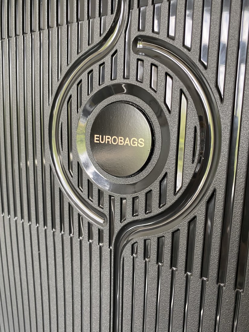Чемодан-спиннер Eurobags PP-N98 (М, черный)