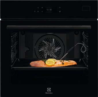 Электрический духовой шкаф Electrolux SteamBoost 800 COB8S39WZ