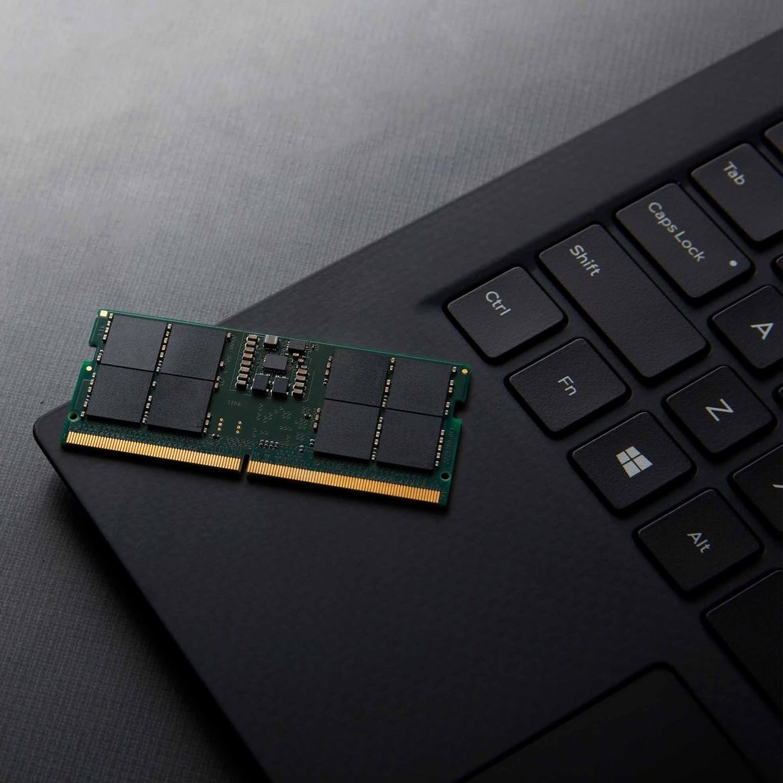 Оперативная память Kingston 16ГБ DDR5 SODIMM 5600 МГц KCP556SS8-16
