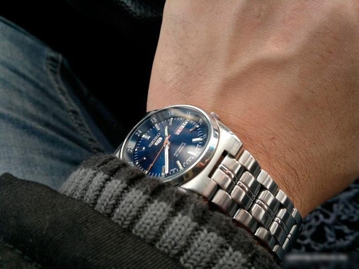Наручные часы Seiko SNK563J1