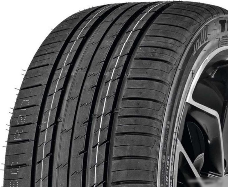 Летние шины Tracmax X-Privilo RS01 285/35R21 105Y