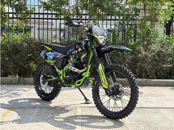 Мотоцикл AVM BisonX 250 (зеленый)