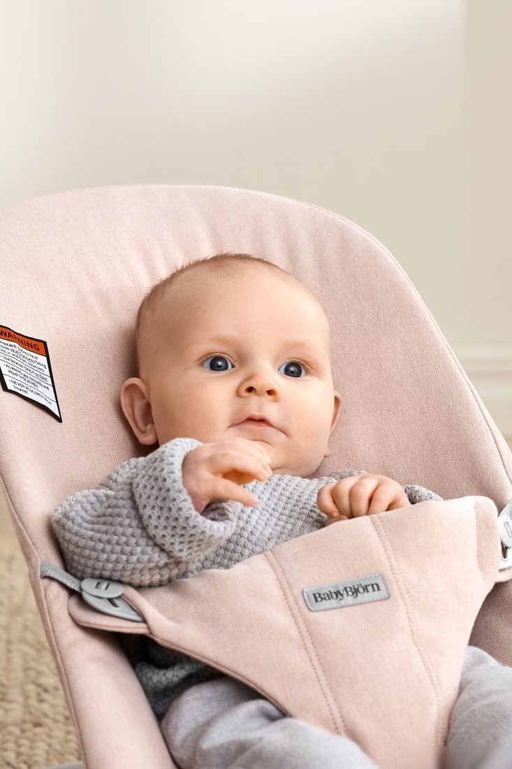 Шезлонг BabyBjorn Bliss Woven melange 0060.28 (light pink)