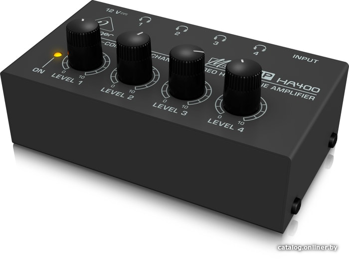 Настольный усилитель BEHRINGER HA400