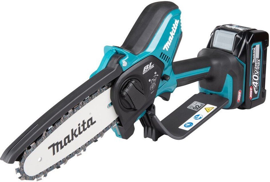 Аккумуляторная пила Makita UC029GD102 (с 1-им АКБ)