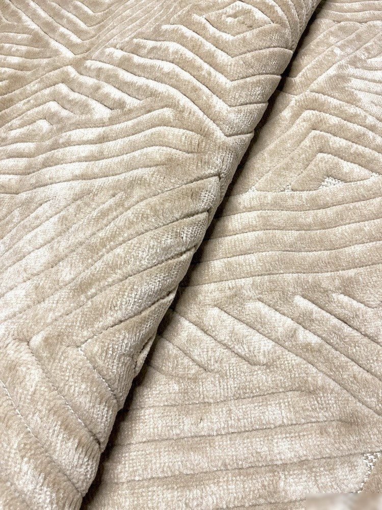 Ковер для жилой комнаты Valentis Juno E906AP-BEIGE (1x2)