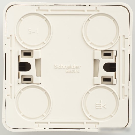 Розетка Schneider Electric Этюд PA16-003K