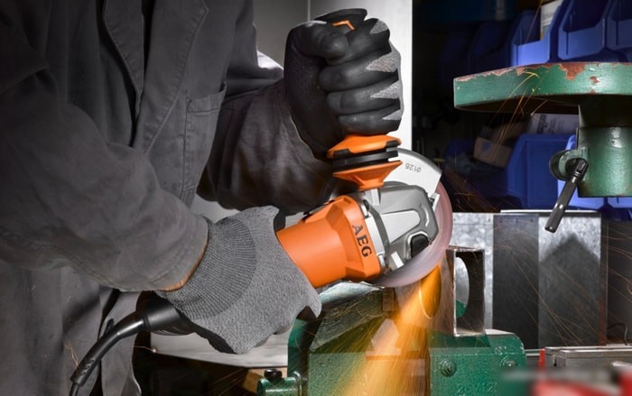 Угловая шлифмашина AEG WS12-125 SK
