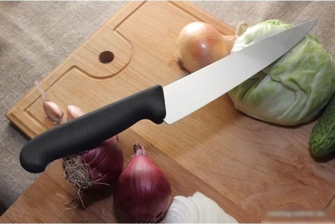 Кухонный нож Victorinox 5.2003.19