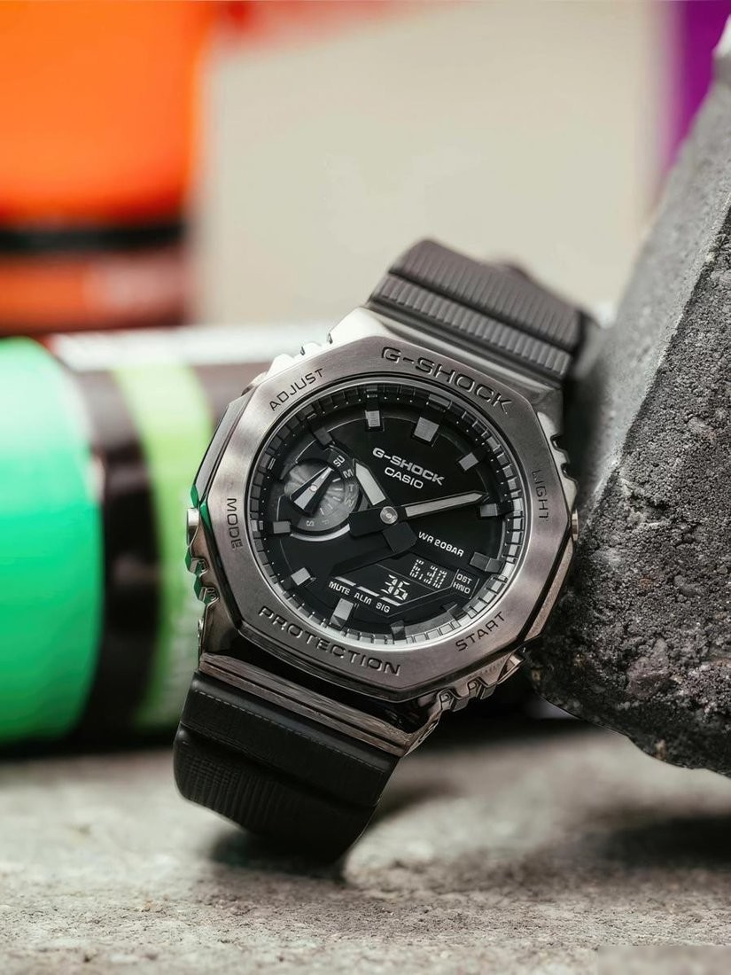 Наручные часы Casio G-Shock GM-2100BB-1A