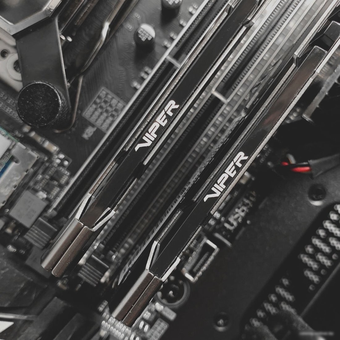 Оперативная память Patriot Viper Steel 2x4GB DDR4 PC4-25600 PVS48G320C6K
