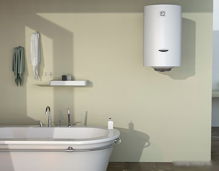 Накопительный электрический водонагреватель Ariston PRO1 R ABS 80 V Slim
