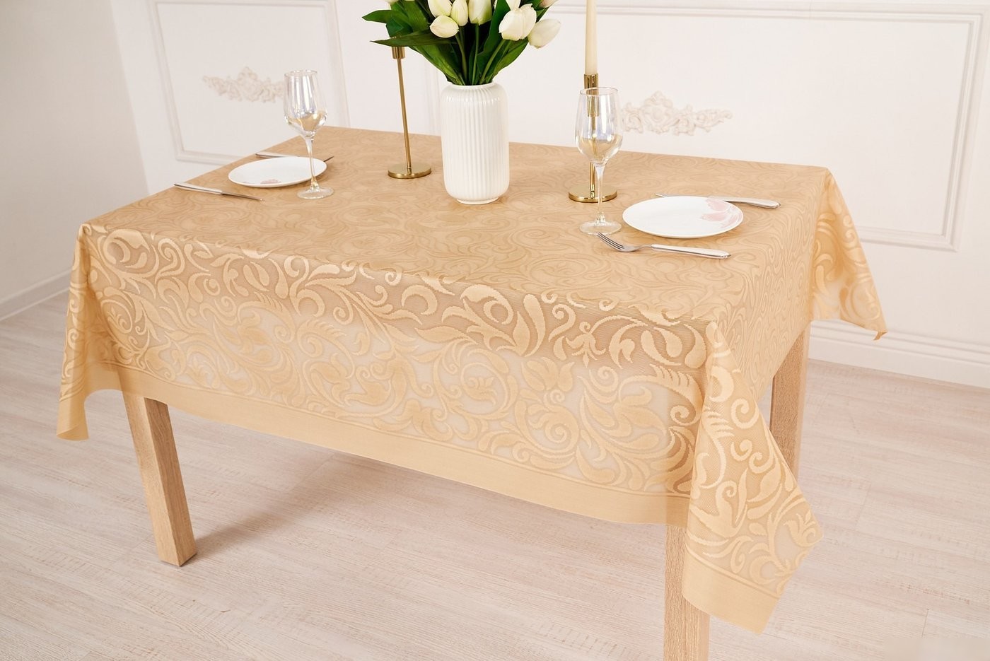 Скатерть Stolima Pina Lace 7005 Вензель (220x140)