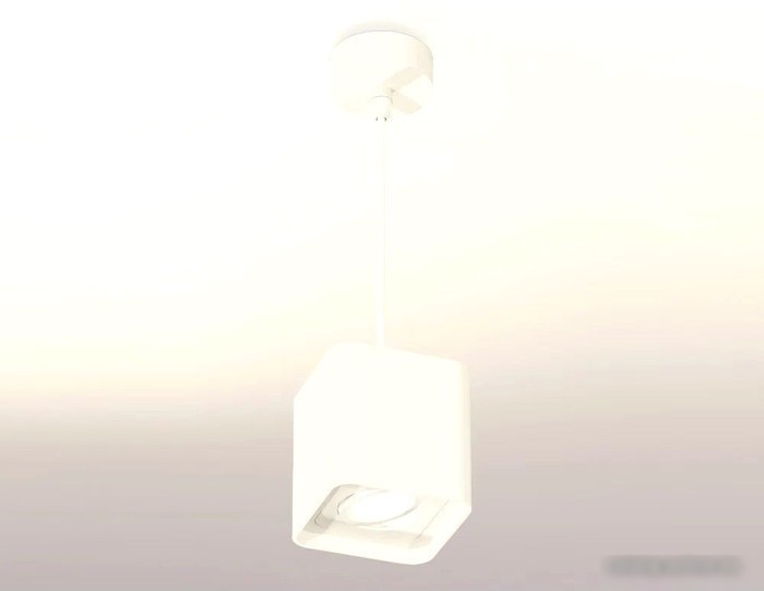 Подвесная люстра Ambrella light XP XP7840003