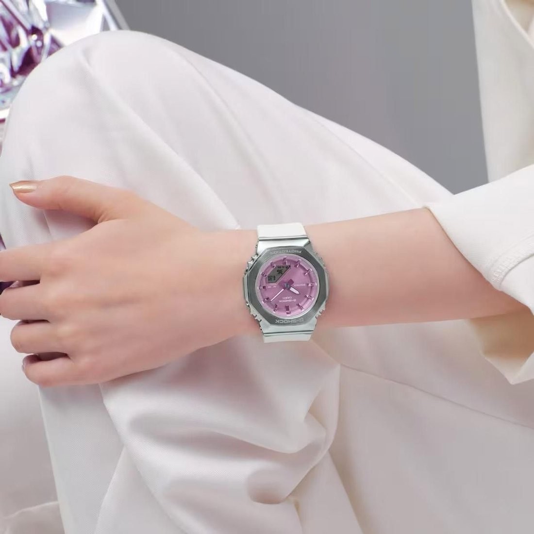 Наручные часы Casio GM-S2110-7A6