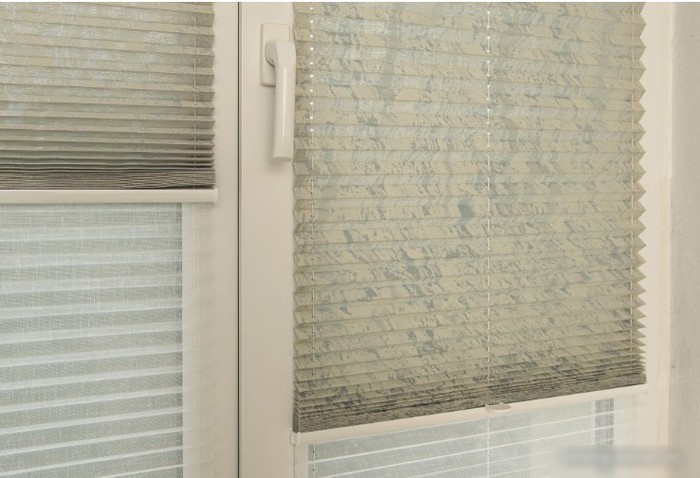 Плиссе Delfa Mirror СПШ-3903/3504 Basic Transparent (43x160, серый/белый)