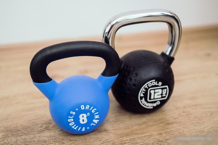 Гиря Original FitTools FT-KB-CPU-4 4 кг