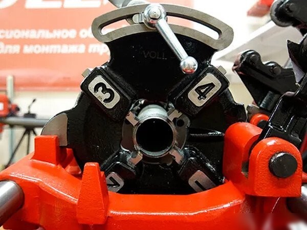 Резьбонарезной станок VOLL V-Matic A2 2.20050