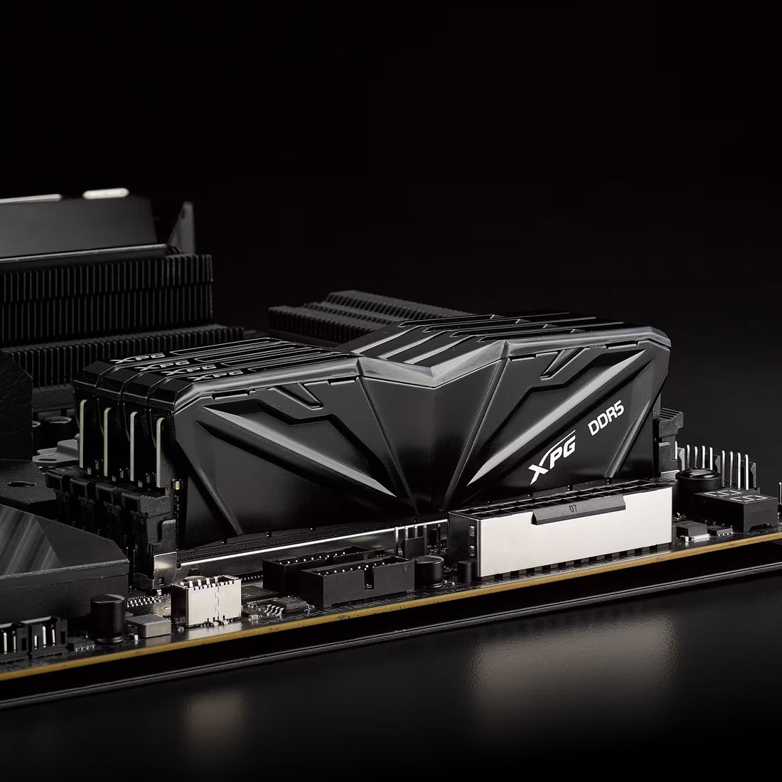 Оперативная память ADATA XPG ARMAX 2x16ГБ DDR5 6000 МГц AX5U6000C3616G-DTAMBK