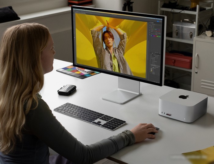 Компактный компьютер Apple Mac Studio M2 Max MQH73