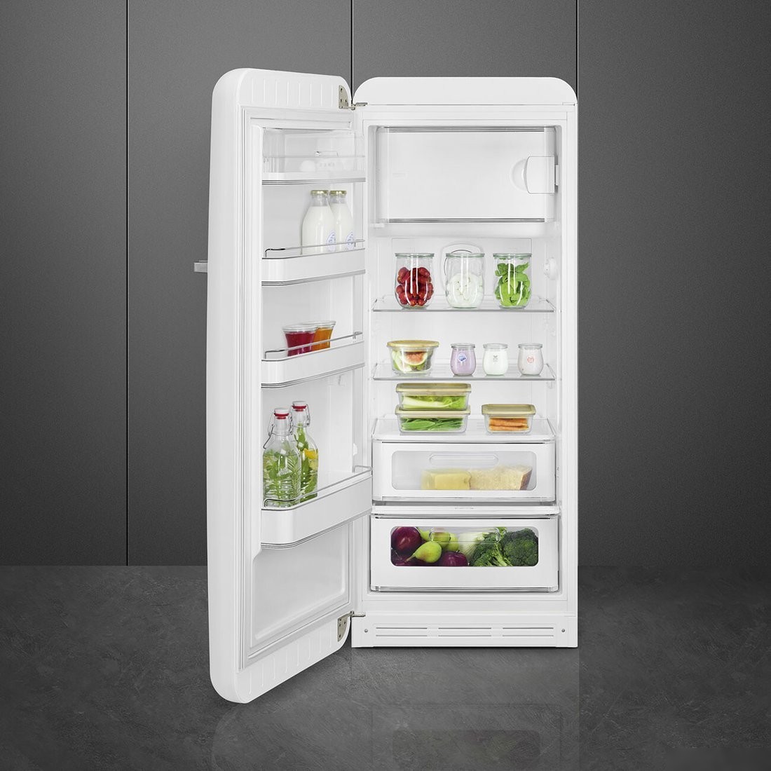 Однокамерный холодильник Smeg FAB28LWH6