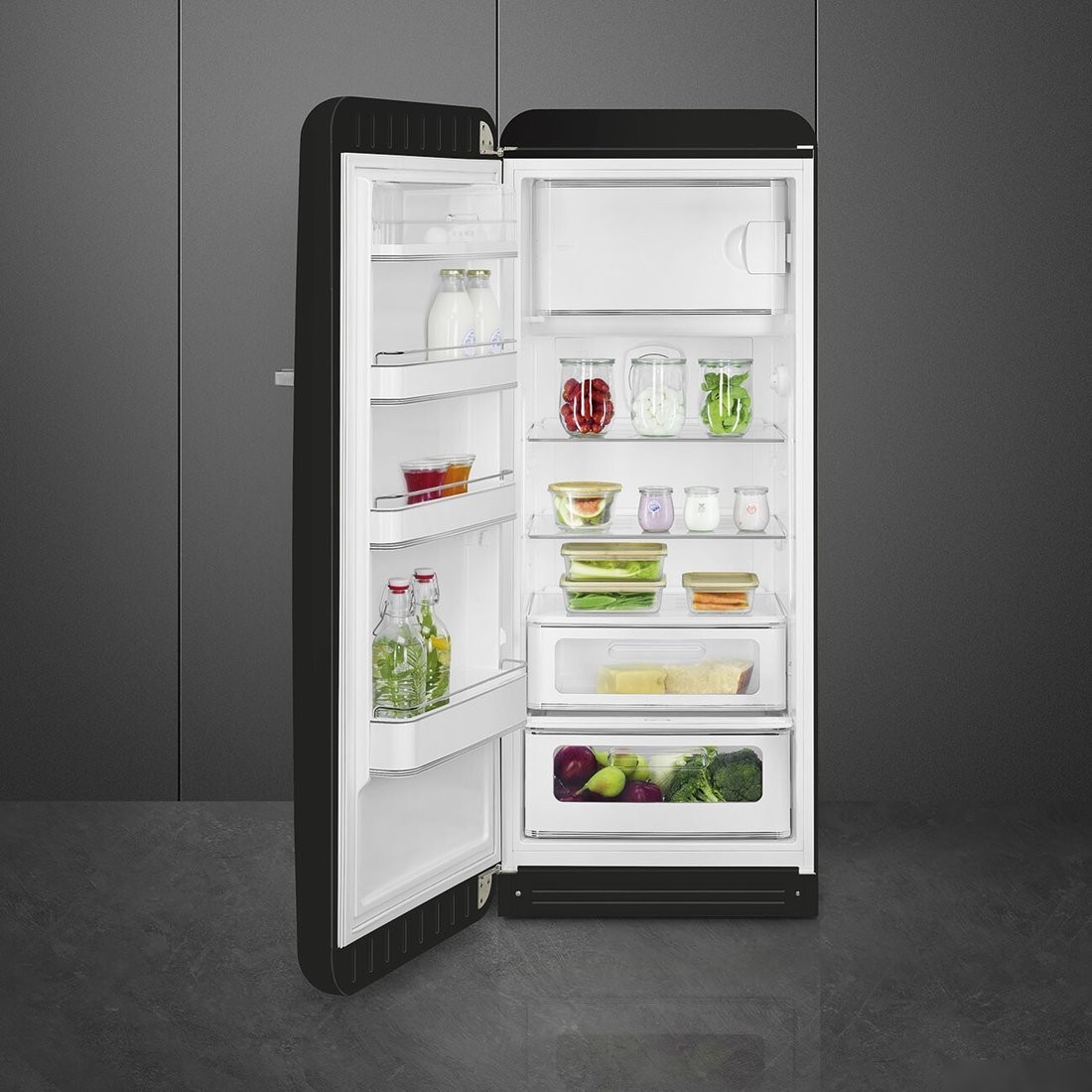 Однокамерный холодильник Smeg FAB28LBL6
