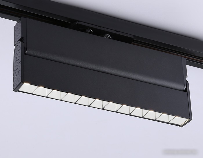 Трековый светильник Ambrella GL6819 BK (черный)