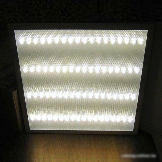 Светодиодная панель Leek PRE LED PLS WH 36W 4K PRE 010200-010