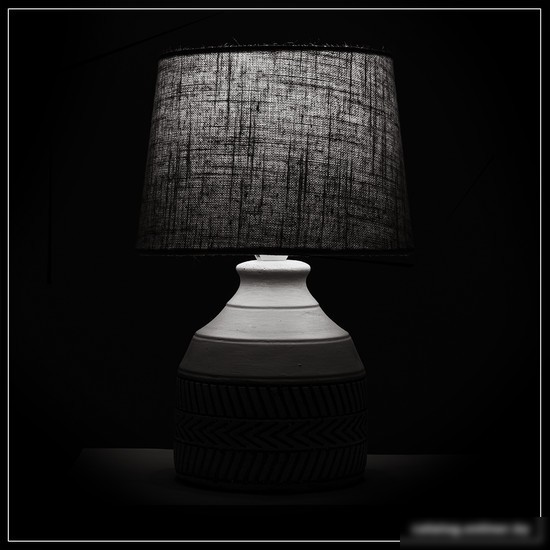 Настольная лампа Arte Lamp Tiaki A4636LT-1GY