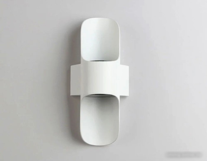 Уличный настенный светильник Ambrella light Garden ST4533