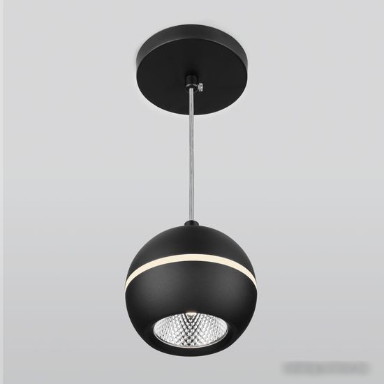 Подвесная люстра Elektrostandard DLS023 9W 4200K (черный)