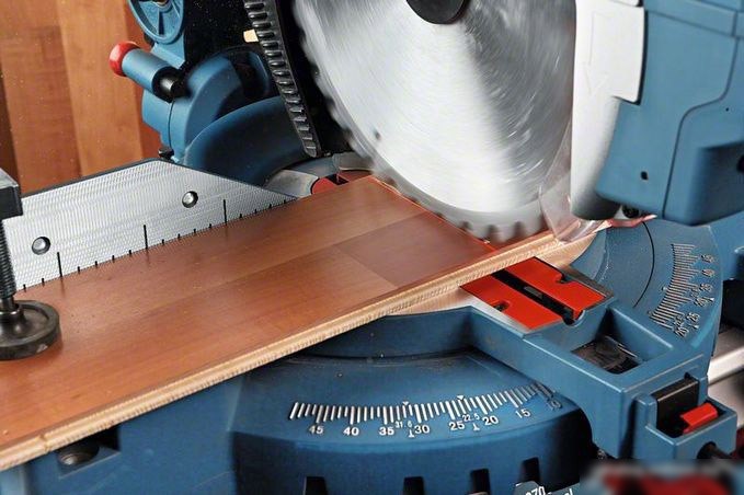 Дисковая пила Bosch GTM 12 JL Professional (0601B15001)