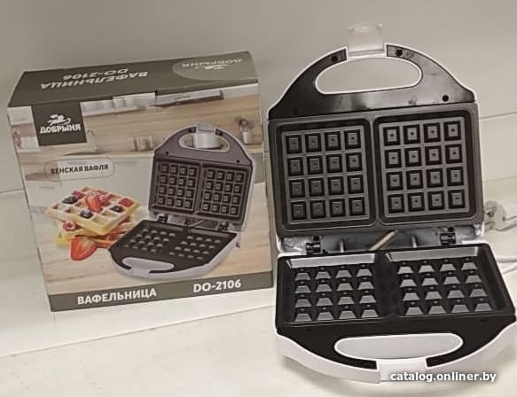 Вафельница Добрыня DO-2106