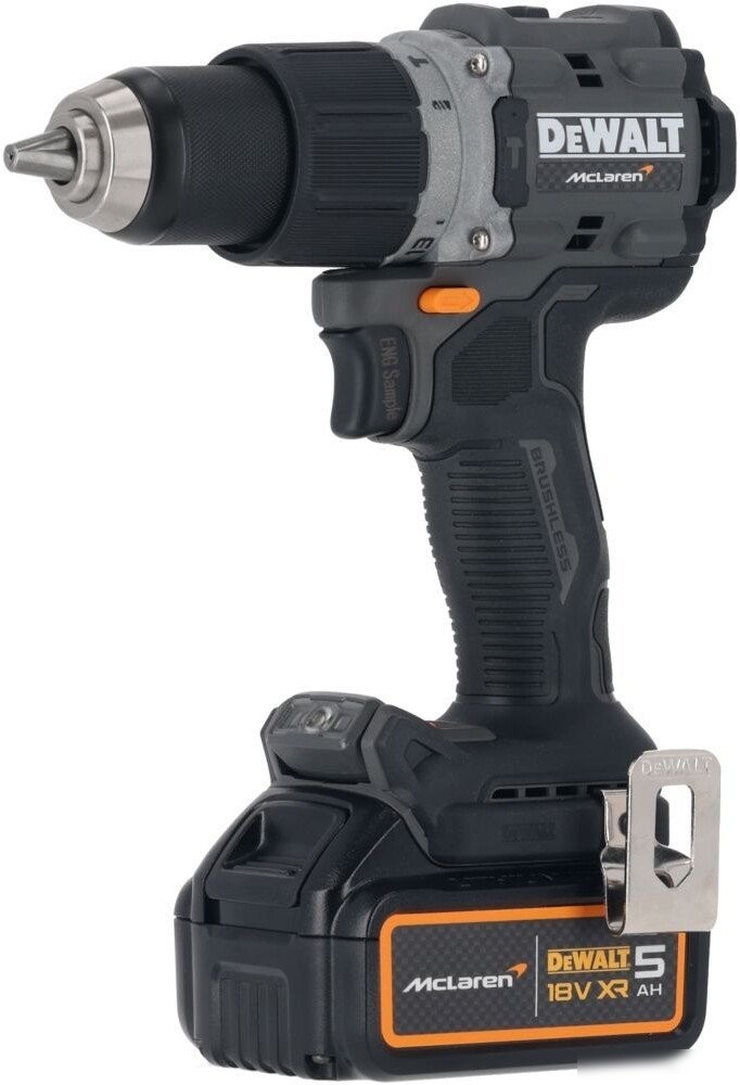 DeWalt DCK200MP2T (шуруповерт, винтоверт, 2 АКБ, кейс)