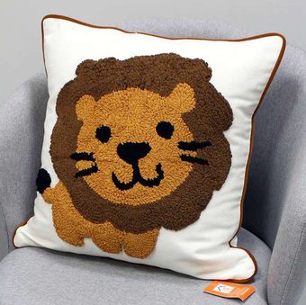 Чехол на подушку Matex Tufted Toys Львенок ALEX-55 (белый/коричневый)