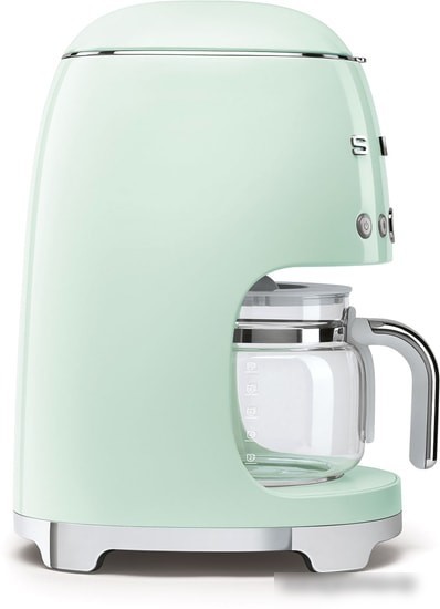 Капельная кофеварка Smeg DCF02PGEU