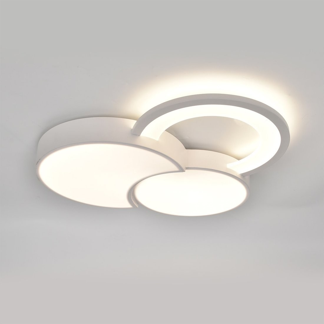 Припотолочная люстра Escada 10286/3LED